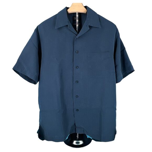 Haggar Performance Wear  Short Sleeve Casual Button Up Shirt Size Small Blue - Picture 1 of 12